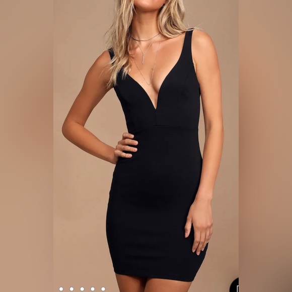 Lulu’s Black Bodycon Dress. Medium. - Picture 1 of 6